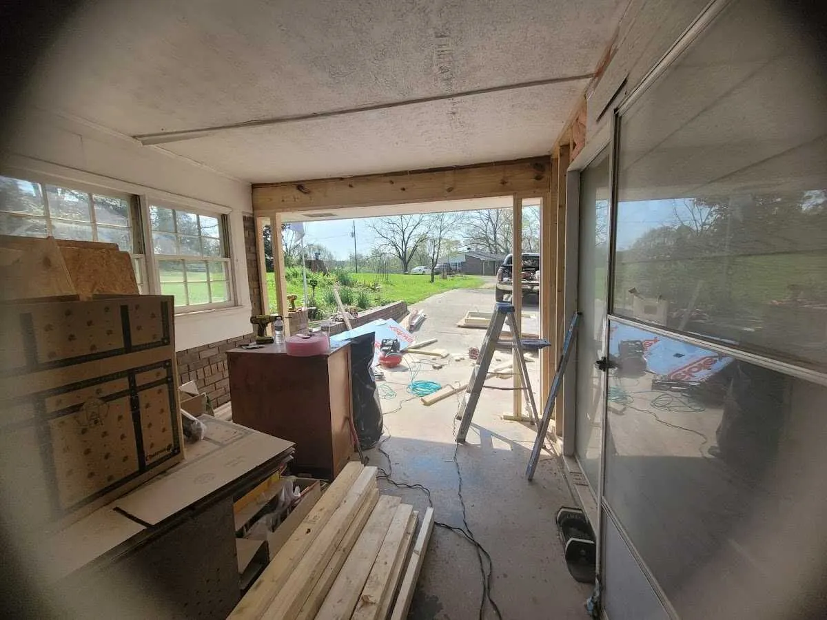 Air movers and dehumidifier for Drying & Dehumidification in Glen Ellyn